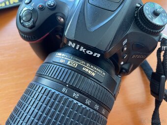 Nikon D7200 s objektivem 18-140 - 5