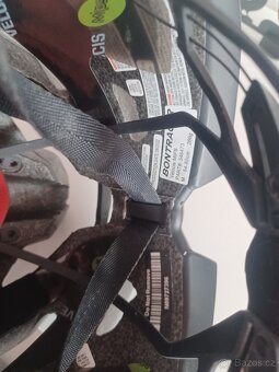 Cyklistická helma - 5