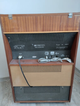 retro rádio a gramec - 5