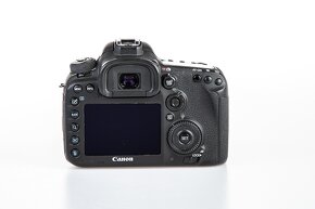 Canon EOS 7D Mark II - 5