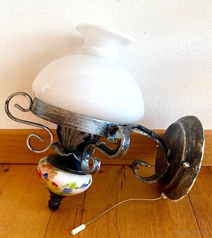 Stará nástěnná kovaná lampa, styl petrolejka - 5