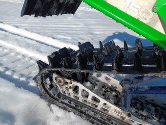Sněžný skútr Arctic cat M8 2010" - 5