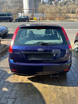 Ford Fiesta 1.6i - 5