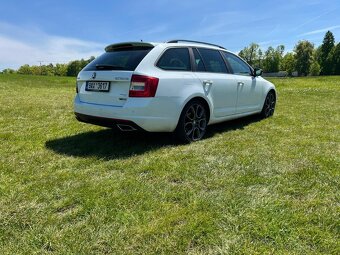Škoda Octavia 3 RS /DSG/Bílá - 5