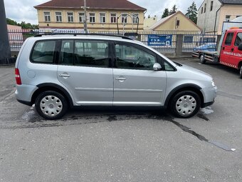 VOLKSWAGEN TOURAN 2.0 TDI 103 KW RV.2006 - 5