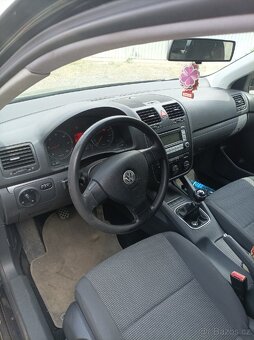 Volkswagen Jetta - 5