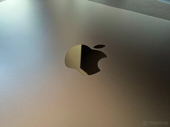 Apple MacBook Pro 16" M3 - 5