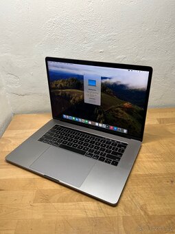 MacBook Pro 15” 2019 CTO/32GB RAM/i9/2TB SSD/ Záruka - 5