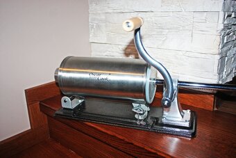 Plnička klobás 3kg vodorovná narážečka + 4nastavce - 5