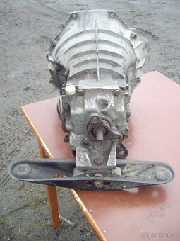 Prodám převodovku Mercedes W123 - 5