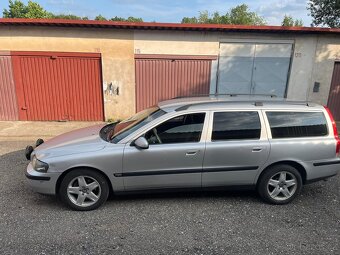 Volvo V70 D5 120kw - 5