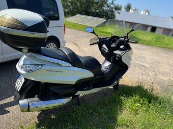 YAMAHA MAJESTY 400 - 5