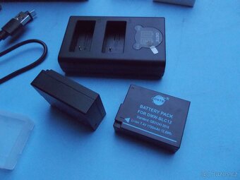 Panasonic, Leica - rychlonabíječka a 2ks baterií 1700mA - 5