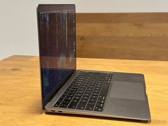 Apple MacBook Air M1 (2020) - 5