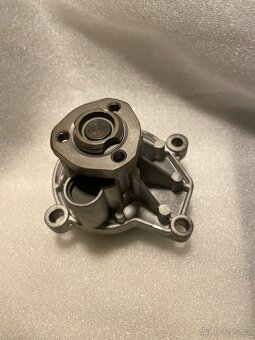 VODNÍ ČERPADLO ŠKODA - 047 121 005 - 5