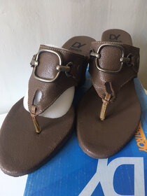 Kožené žabky značky Destroy, vel. 40 - 5