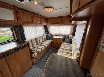 Karavan Hymer Eriba Nova 470A, velká koupelna,prostorný - 5