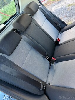 Škoda Fabia 2 Facelift 1,2 TSI Šedá metalíza 2012 - 5