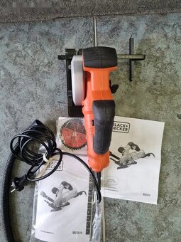 Okružní pila Black&Decker BES510-QS 400W - 5