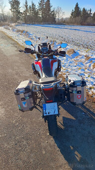 Honda Africa twin CRF 1000 L manual r.v. 2017 + kufry Givi - 5