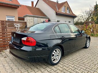 Bmw e90 325i 160kw SEDAN / MANUÁL / DIGIKLIMA - 5