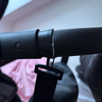 Prodám kočárek Tudore Ranger – koženka - 5