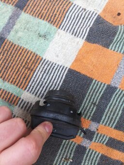 Prodám víčko od nádrže Fabia 1 - 5