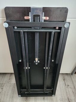 Výškově nastavitelný stolek - 5