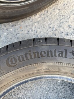 235/60 R17C Continental - 5