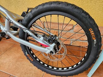Trial kolo CREWKERZ DESIRE 20" - 5