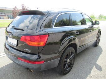 AUDI Q7 3.0TDi DSG - 5