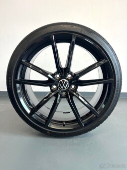 ☀️ Letní Alu kola Pretoria, VW Golf 7 R, 5x112 r19 - 5