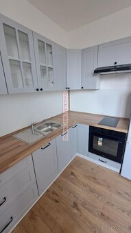 Byt po rekonstrukci s parkovacím stáním a sklepem - 5