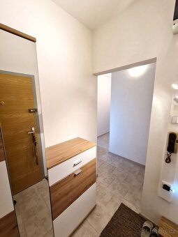 Pronájem bytu 2+kk 49 m² Obránců míru, Strakonice, 9 980 Kč - 5
