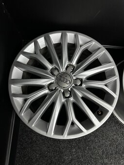 Alu Audi 5x112 r16 8V0601025BJ - 5