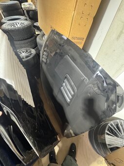 Predni kapota Ford Mustang S550 - 5