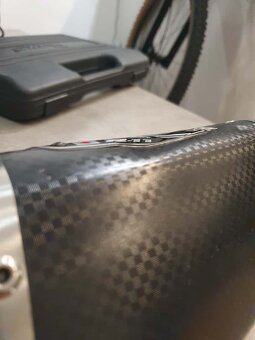 Yoshimura r11 GSXR - 5