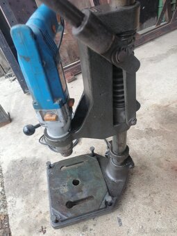 Stojan s vrtačkou Narex - 5