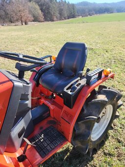 JAPONSKÝ MALOTRAKTOR YANMAR KE-3 4X4 - 5