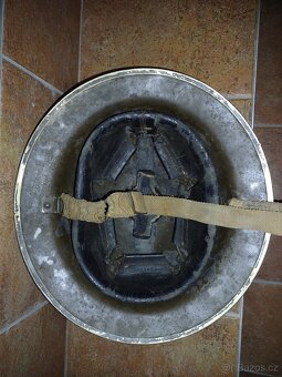 Prodam britskou helmu brodie WWII z roku 1939 - 5