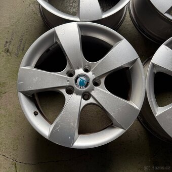 17" originál litá alu kola Škoda Octavia II - 5x112 - 5