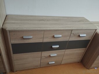 Studentský nábytek - 5