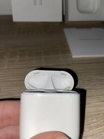 Apple Airpods 1 2019 - 5