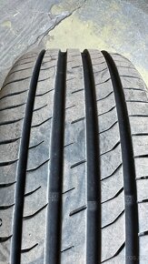 4xletní pneu Nexen NFera Primus 195/45 R16 84W - 5