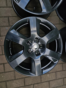ALU kola disky Škoda 5x112 Superb Octavia R17 ET39 8J - 5