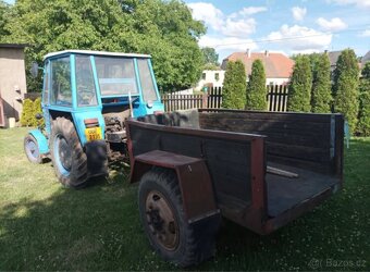 Prodám funkční garážovaný traktor Zetor 4611, r. v. 1969 - 5