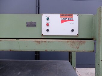 Hydraulický lis / dýhovaci lis -rozměr 1300x3000 mm
- 5