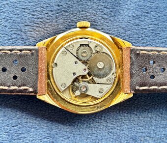 Československé mechanické vintage retro hodinky PRIM Zlaté - 5