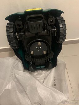 Robotická sekačka na trávu - 5
