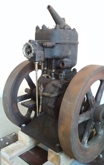 Stabilní motor Slavia 4-5HP Vivax - 5